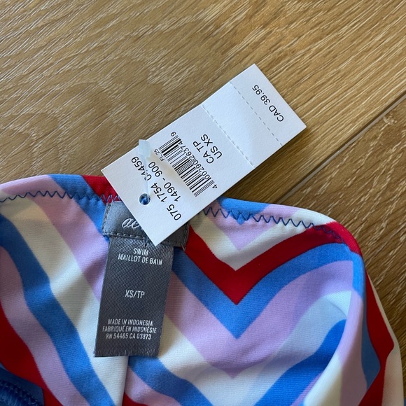 Aerie Bandeau Swim Top and High Rise Bottoms. XS - Picture 6 of 7